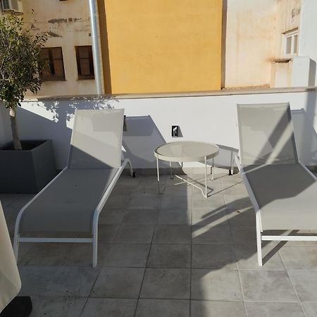 Moott Homes Suites Casa De Los Leones Apto 1 Almeria Luaran gambar