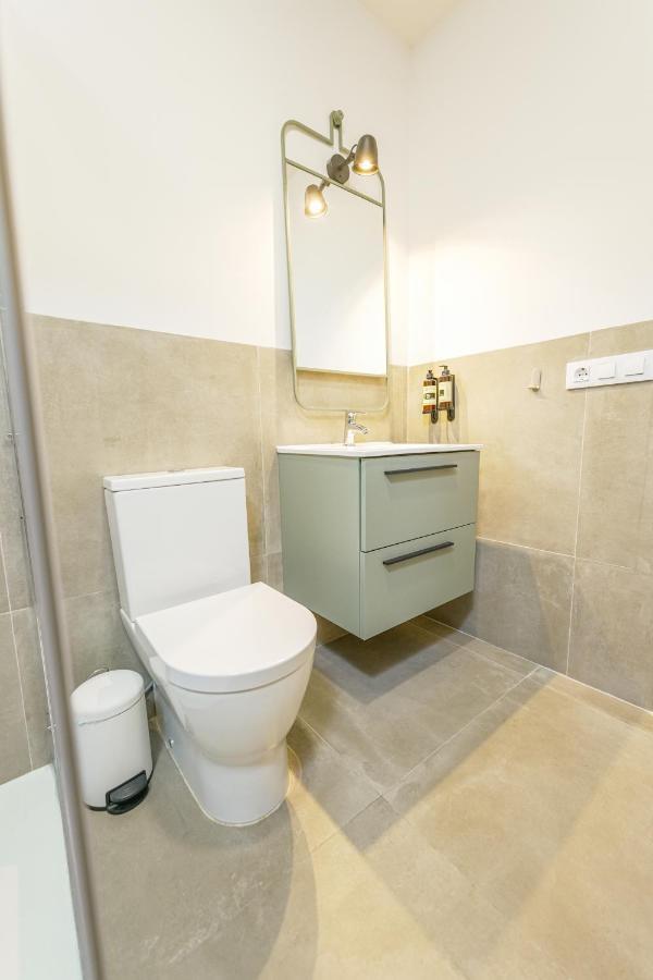 Moott Homes Suites Casa De Los Leones Apto 1 Almeria Luaran gambar